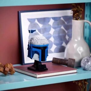 Sci‑Fi Bounty Hunter Helmet Building Blocks Set (647 Pieces) – Display Mask Model