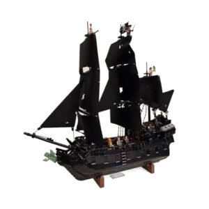 Black Pirate Ship Mini Building Blocks Set main display model